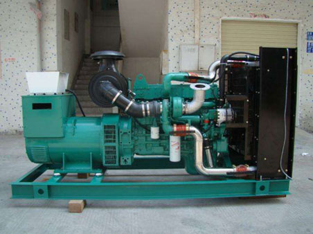 金秀1100kw康明斯柴油发电机组图片 金秀1100kw康明斯柴油发电机组图片